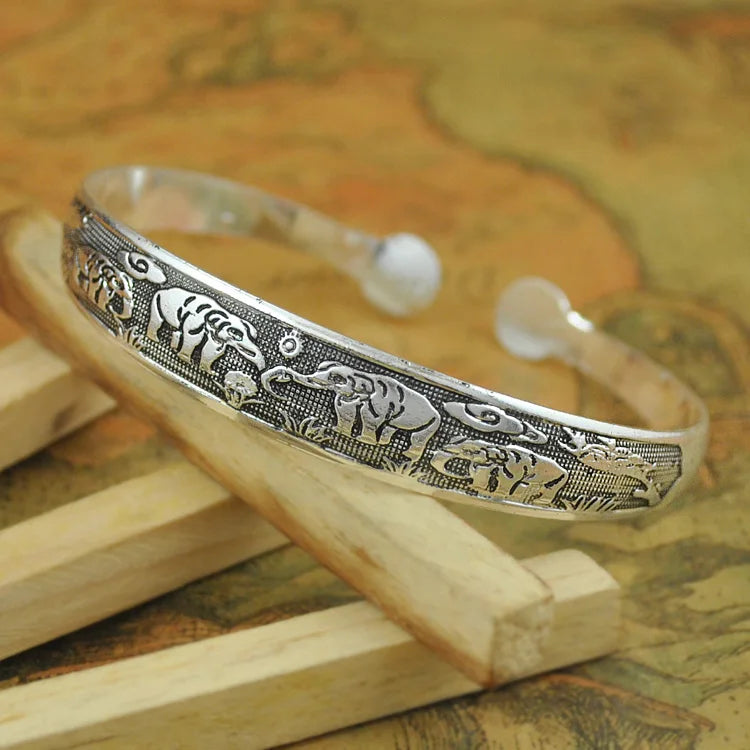 New Retro Cuff Bracelets Tibetan Silver Metal Carving Fish Elephant Flower Bangles Vintage Gypsy Jewelry Female Gifts