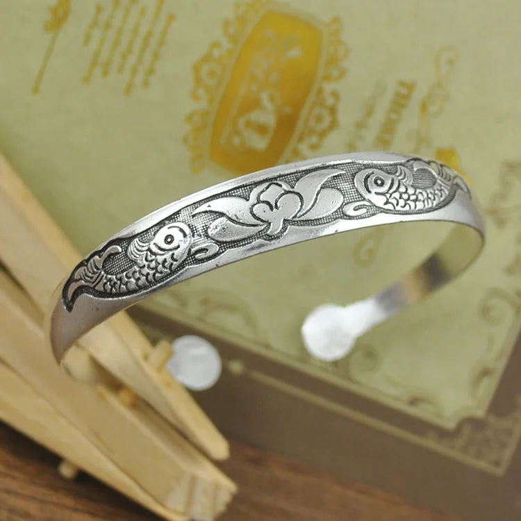 New Retro Cuff Bracelets Tibetan Silver Metal Carving Fish Elephant Flower Bangles Vintage Gypsy Jewelry Female Gifts