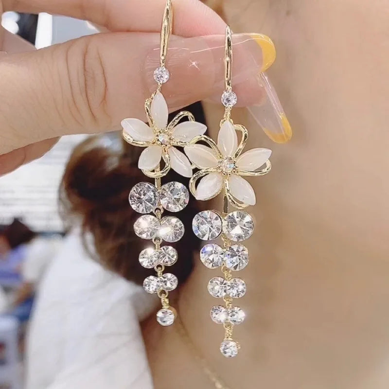 Luxury Crystal Flower Tassel Drop Earrings for Women Shiny Zircon Opal Long Dangle Earrings Girls Party Wedding Jewelry Gift