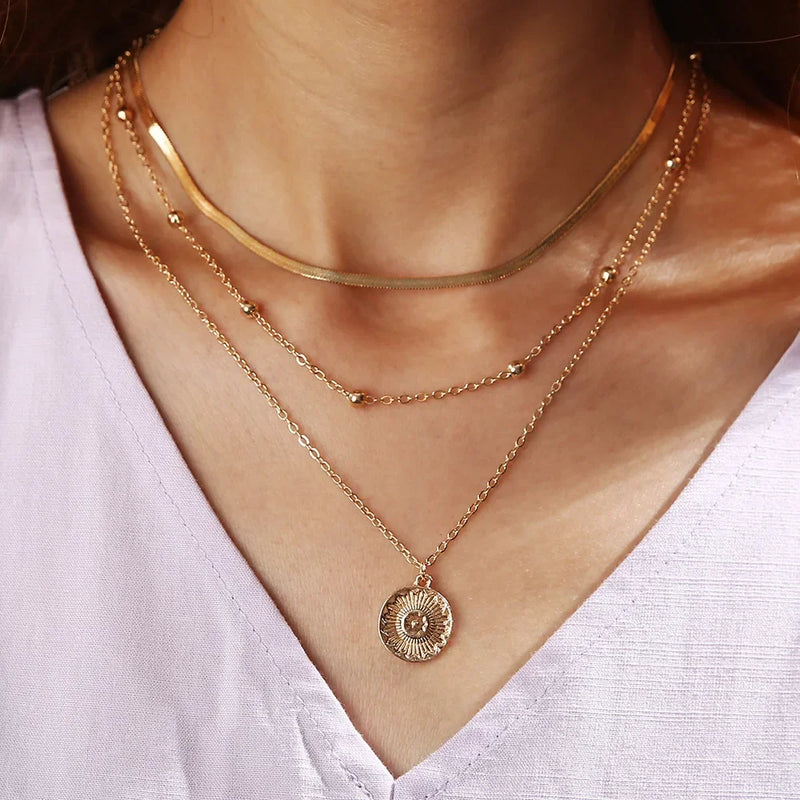 New V-shaped Long Sexy Clavicle Gold Colour Chain Necklace Choker Women 2024 Fashion Vertical Bar Pendant Jewelry Party Gifts