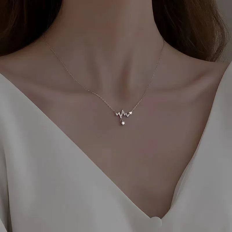 Korean Summer Zircon Heartbeat Pendant Necklace Female Personality Trend Ins Style Collarbone Chain Trendy Clavicle Chain