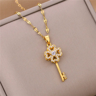 New In Light Luxury Zircon Crystal Stainless Steel Necklaces For Women Korean Fashion Sweet Sexy Female Clavicle Chain Jewelry