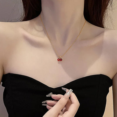 Vintage Stainless Steel Cherry Necklace Natural Stone Beads Pendant Chain Necklace Women's Fashion Wedding Jewelry Birthday Gift