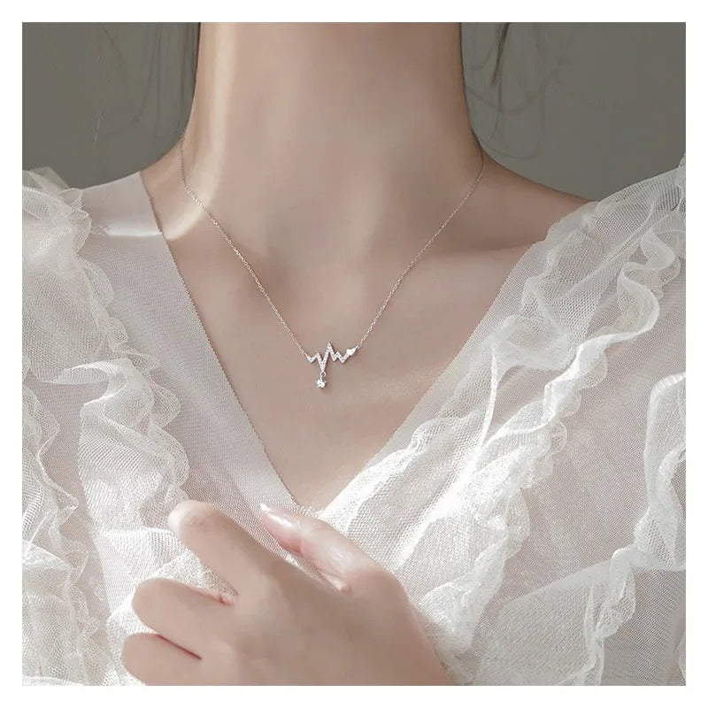 Korean Summer Zircon Heartbeat Pendant Necklace Female Personality Trend Ins Style Collarbone Chain Trendy Clavicle Chain