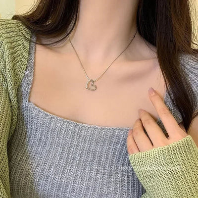 Korean Fashion Necklace for Women Heart Shaped Necklace Pendant Temperament Clavicle Chain Birthday Party Jewelry Gift 목걸이