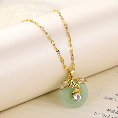 New In Fashion Green Zircon Crystal Pendant Stainless Steel Necklaces For Women Trendy Retro Style Female Clavicle Chain Jewelry