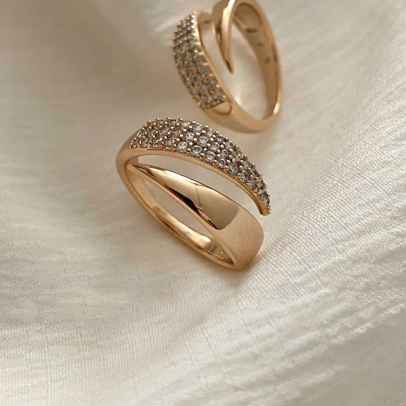 2024 Nwe Stainless Steel 18 K Gold Plated Sun Rings for Women Natural Stone Inlaid in Hollow Metal Texture Ring Trendy Jewelry