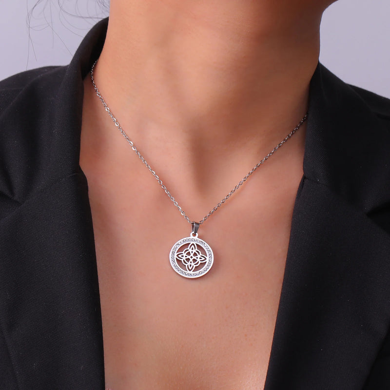 Skyrim Witchcraft Witch Knot Necklace Stainless Steel Clear Zircon Round Pendant Necklaces Amulet Wicca Jewelry Birthday Gift