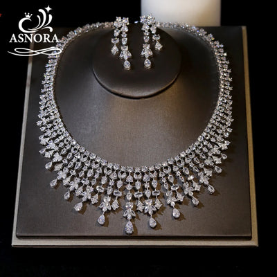 Magnificent White Color CZ Zircon Tassel Flowers Drop Necklace Earrings Sets for Women Bridal Evening Wedding Dinner Jewelry