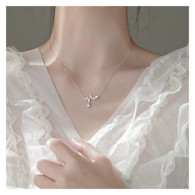 Korean Summer Zircon Heartbeat Pendant Necklace Female Personality Trend Ins Style Collarbone Chain Trendy Clavicle Chain