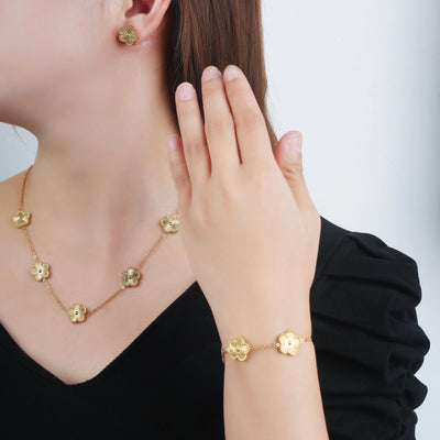 Gold Plated Lucky Stainless Steel Five Leaf Flower 3PCS Jewelry Set Bracelet Necklace Earrings for Women Party Jewelry Clover