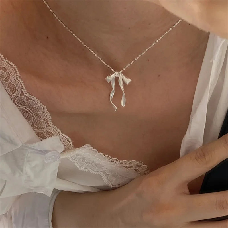 Exquisite Clavicle Chain Elegant Scrub Bow Pendant Necklace For Women Girls Temperament Collar Chain Korean Student