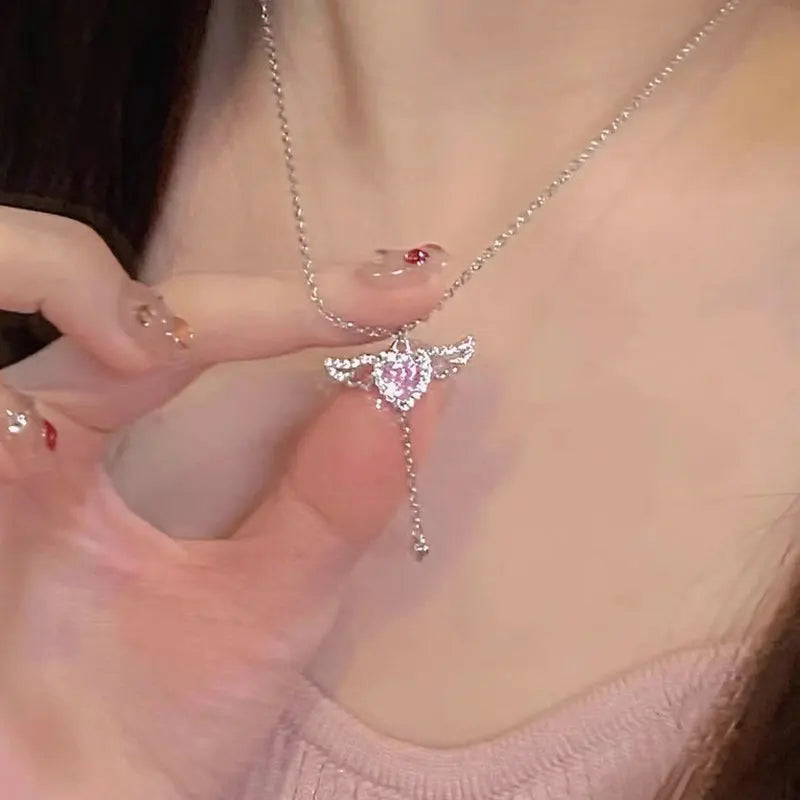 Crystal Silver Color Cupid Heart Necklaces Women Angel Wings Love Pendant Choker Clavicle Chain Luxury Niche Design Jewelry