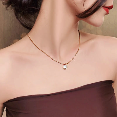 2023 New Simple Design Shiny Zircon Pendant Stainless Steel Gold Colour Necklace Girls' Collar Chain Fashion Jewelry For Women