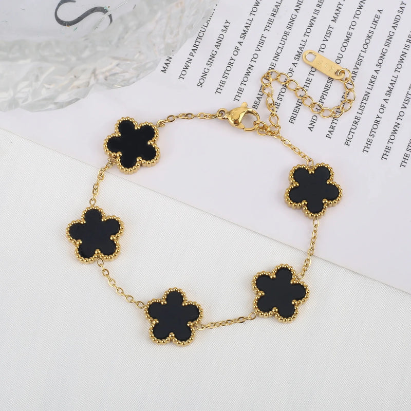 Hot jewelry sales stainless steel five-leaf flower necklace bracelet earrings set high sense women&