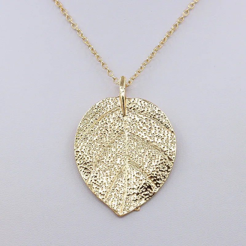 1PC Charm Graceful Shiny Golden Leaf Exquisite Pendant Necklace Long Sweater Chain