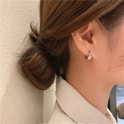 Huitan Fashion Metal Hoop Earrings for Women Simple Versatile Daily Wear Everyday Ear Accessories Young Girls Statement Jewelry