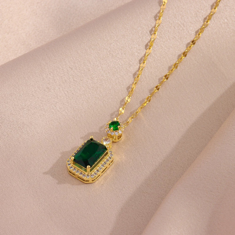 New In Fashion Green Zircon Crystal Pendant Stainless Steel Necklaces For Women Trendy Retro Style Female Clavicle Chain Jewelry